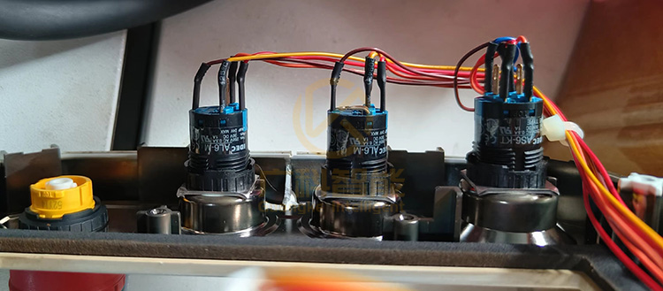 安川示教器START啟動/HOLD暫停按鈕 安川示教器START啟動/HOLD暫停按鈕